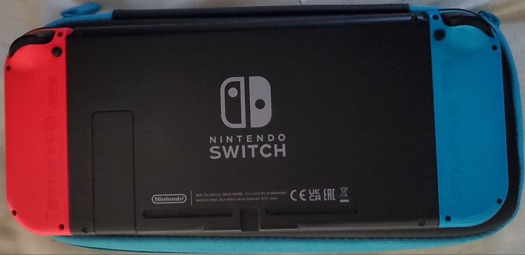 Nintendo Switch+充電器(+ポーチ)