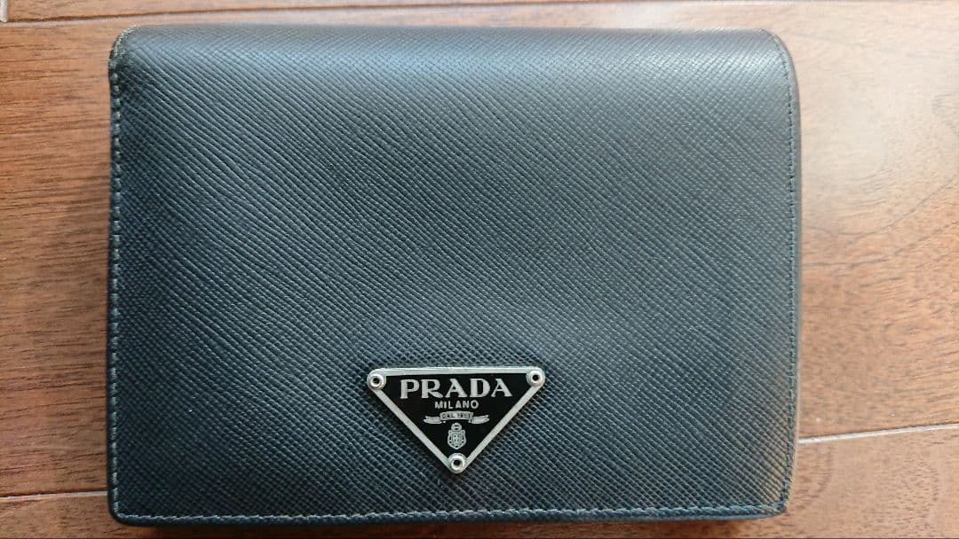 PRADA 　革財布　ナイロンキーケース　ブラック