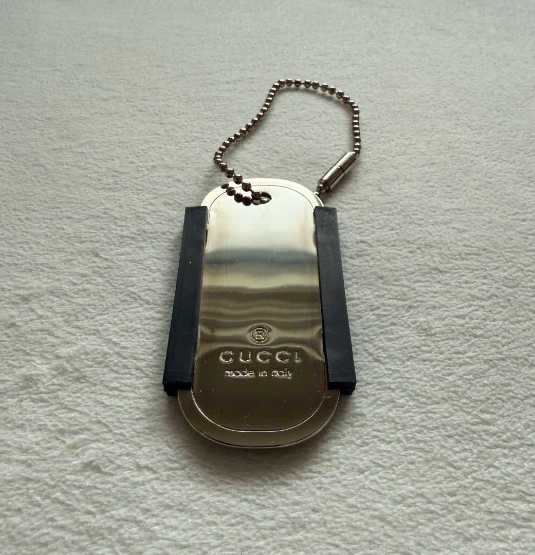 gucci シルバー ドッグタグ ネックレス