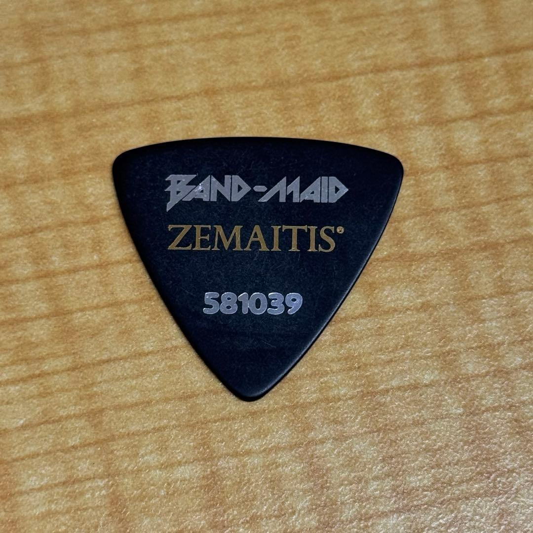 BAND-MAID 小鳩ミク ピック