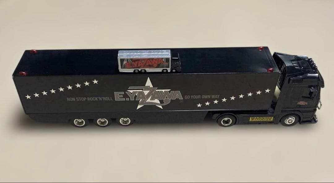 t*2様 俺たちの矢沢永吉展でも展示ラジコン、トランポ　ディスプレイ用　ジャンク