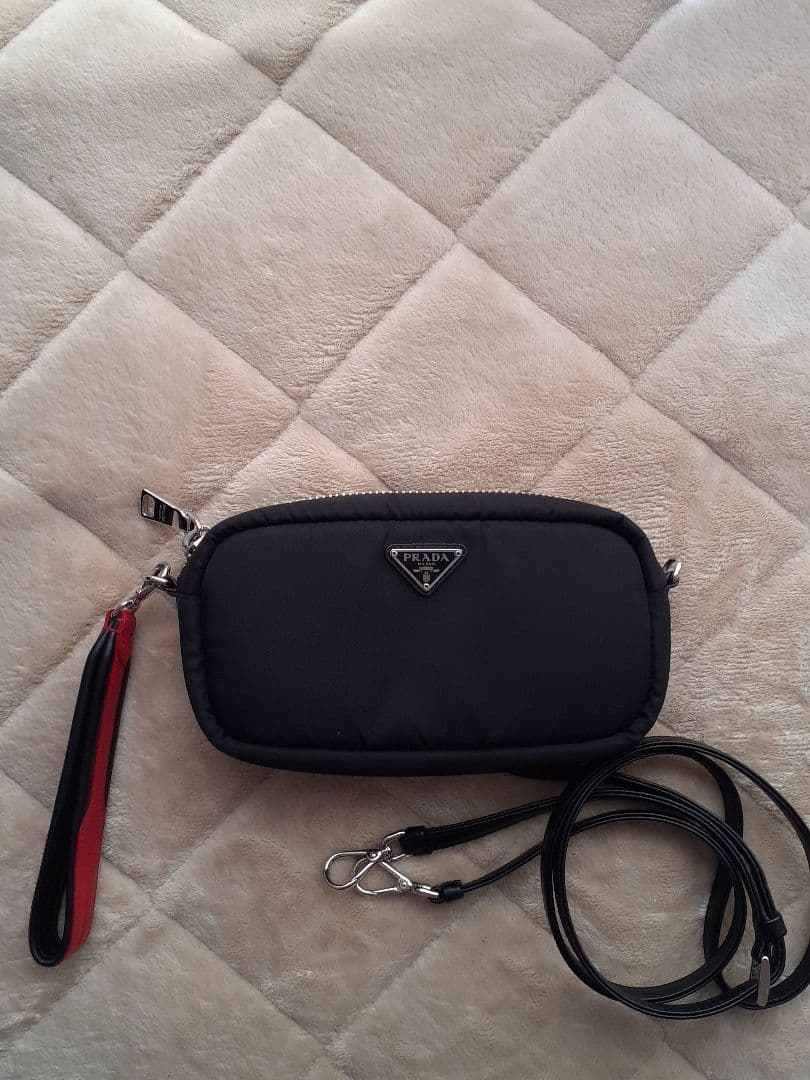 ★専用★【美品】PRADA★三角ロゴ　2WAYナイロンポシェット&クラッチ