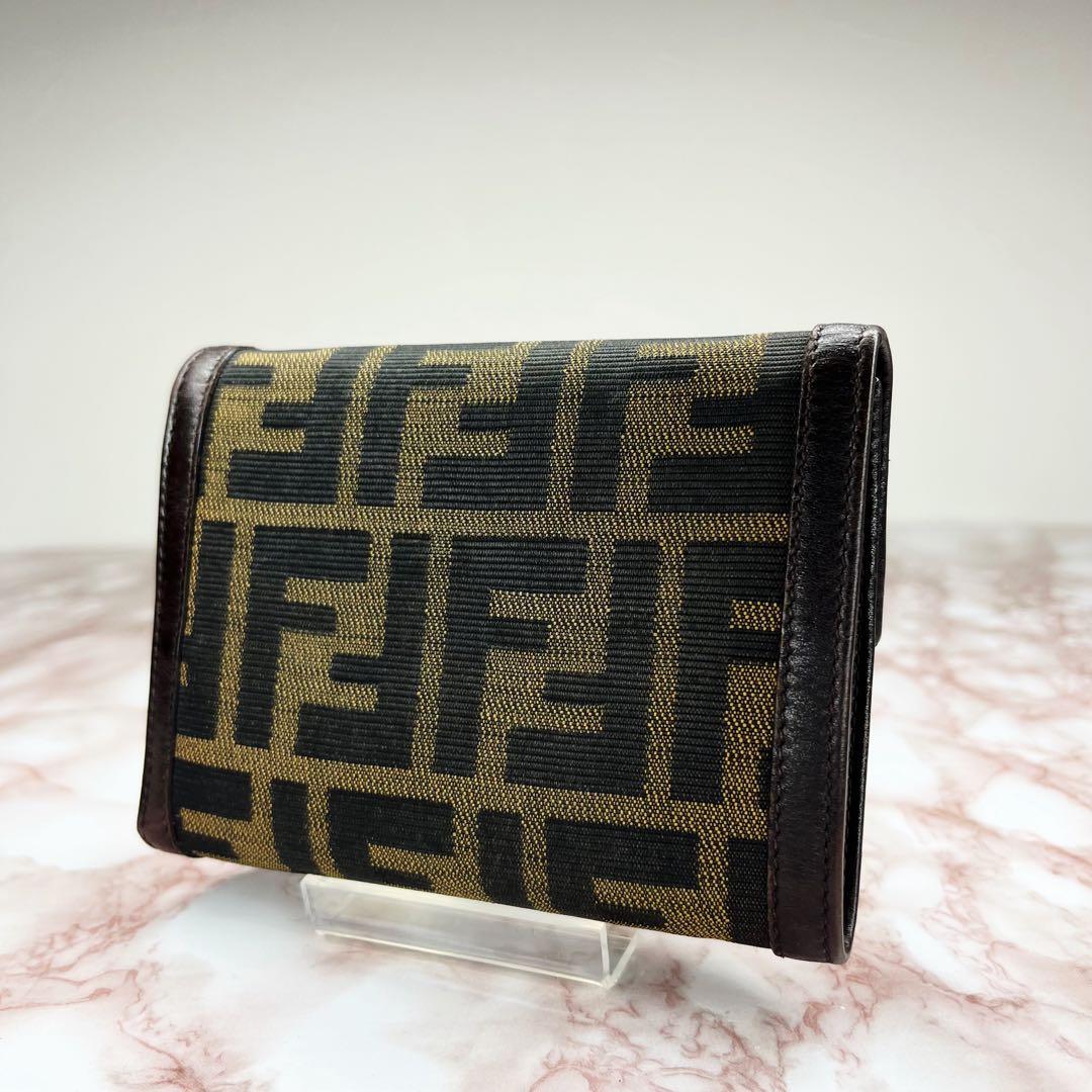 【極美品】FENDI FFロゴ 二つ折り財布 折り財布60