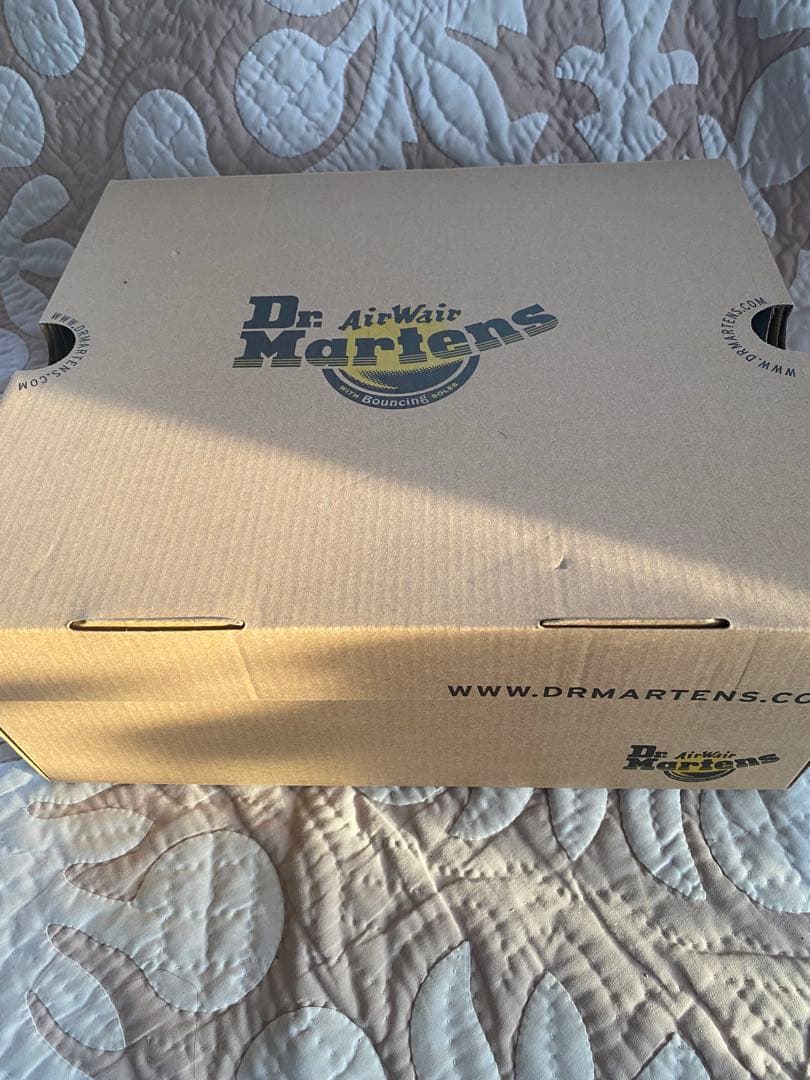 新品未使用Dr. Martens ブラックジッパーブーツ
