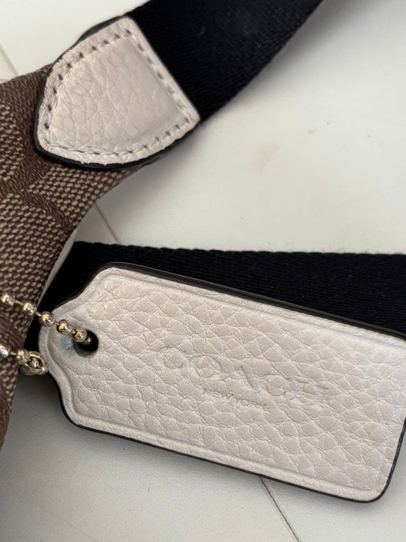 COACH ボディバッグ ブラウン ホワイト