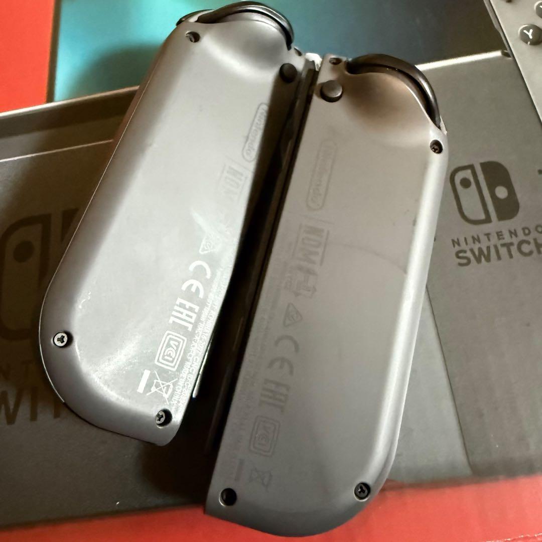 d*2様 Nintendo Switch グレー本体、付属品全てあり