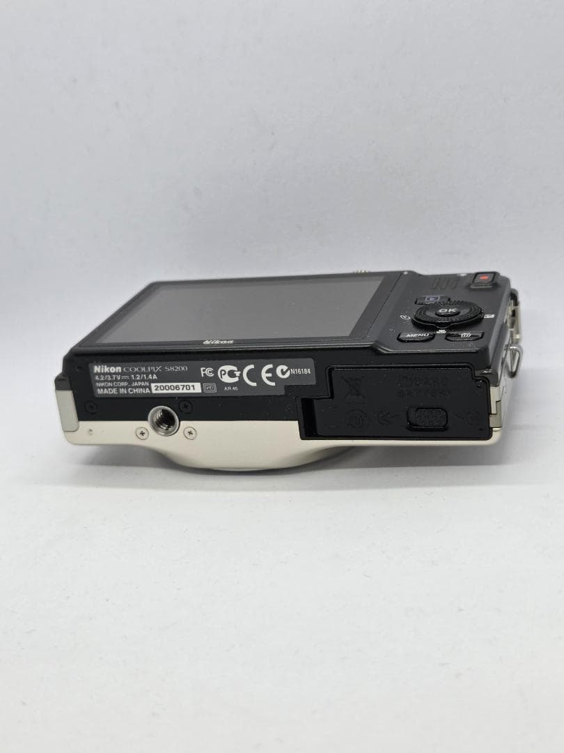 【美品】【スマホ転送OK】ニコン Nikon COOLPIX S8200