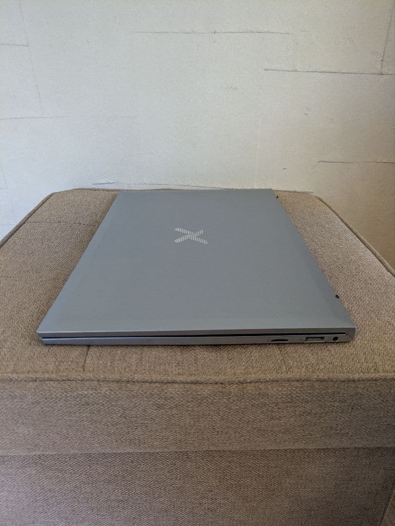 【ジャンク品】VETESA ノートパソコン Wi n11