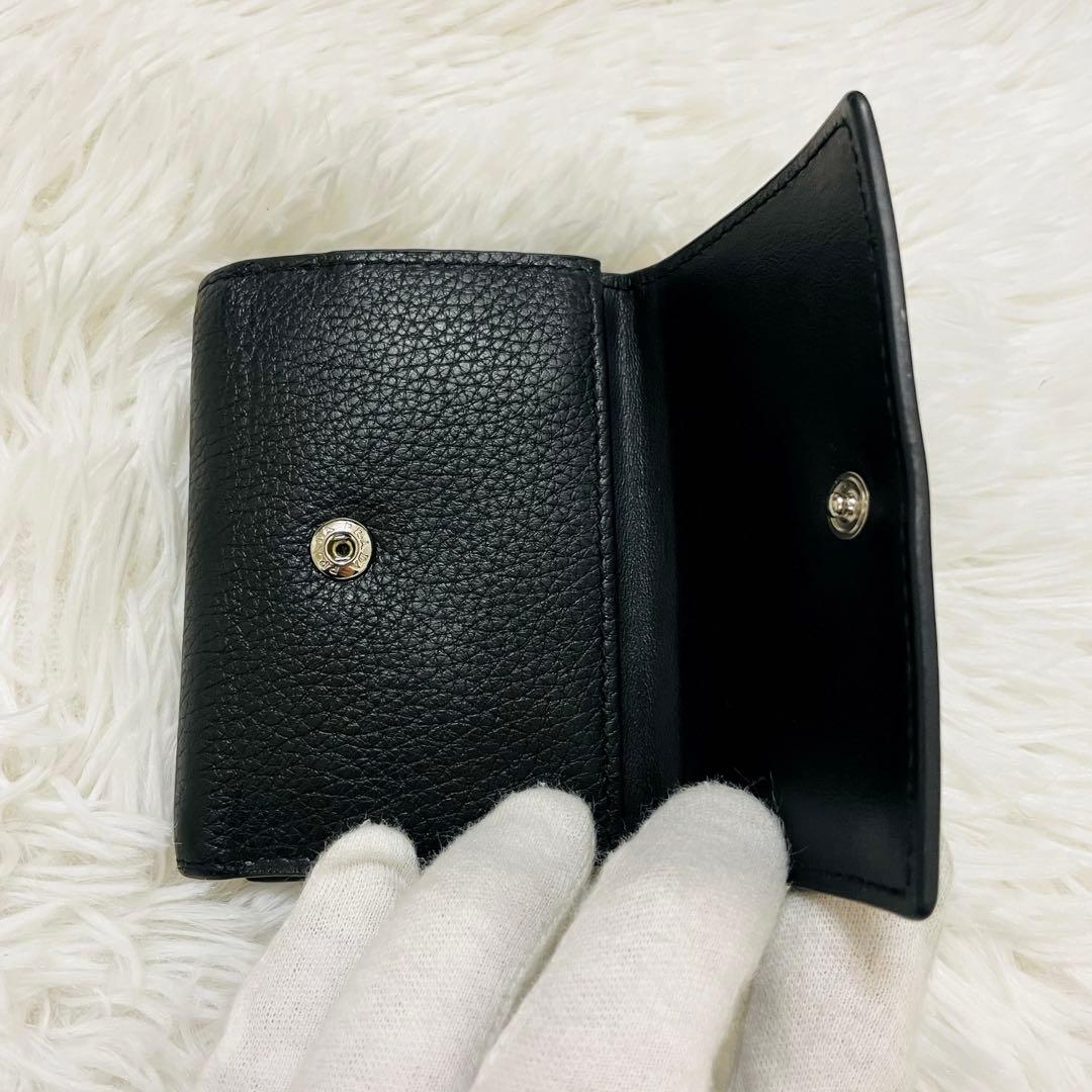 極美✨PRADA 三つ折り財布 サフィアーノ ダイノ レザー 黒