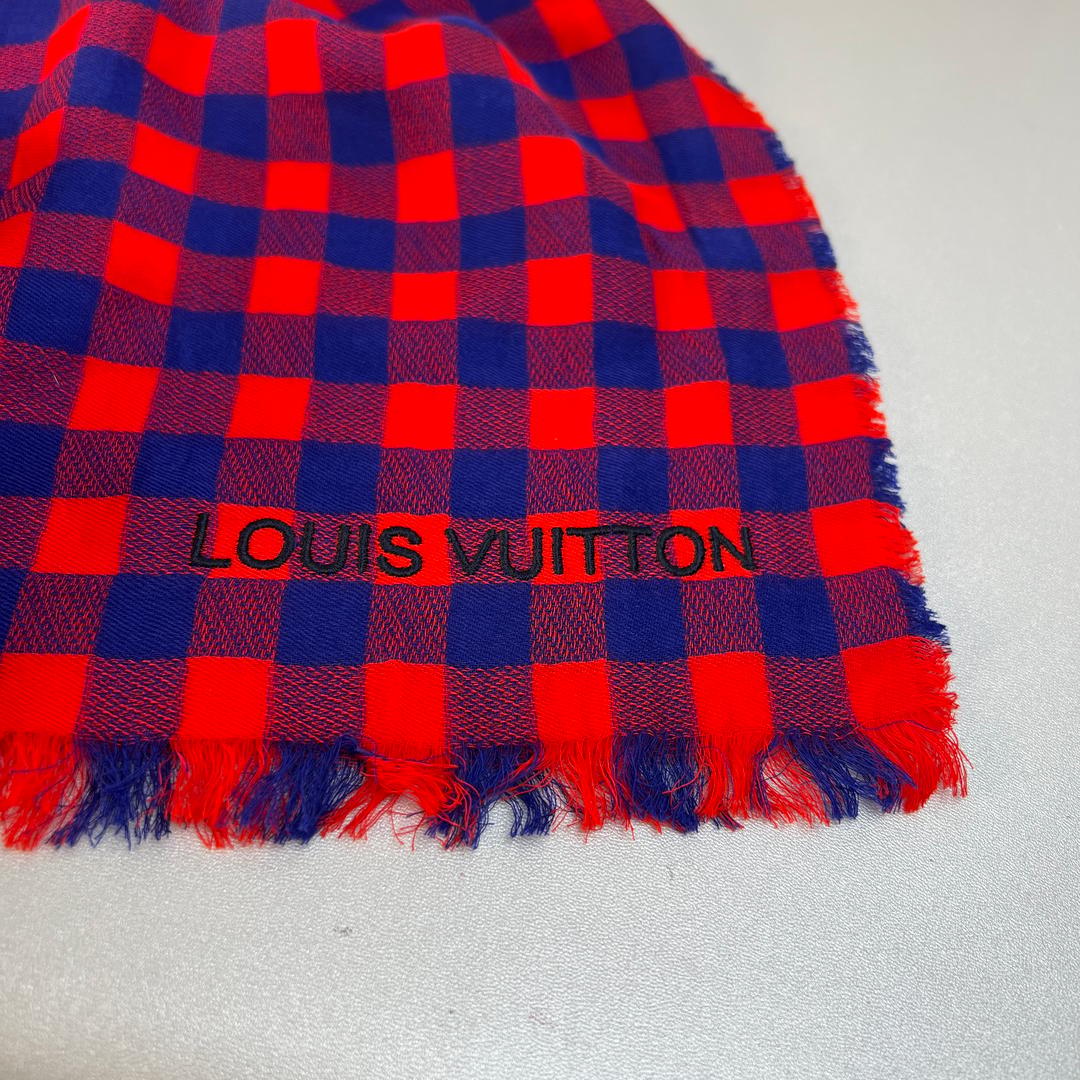 【最終処分SALE】LOUIS VUITTON ロゴ刺繍ストール A-10214