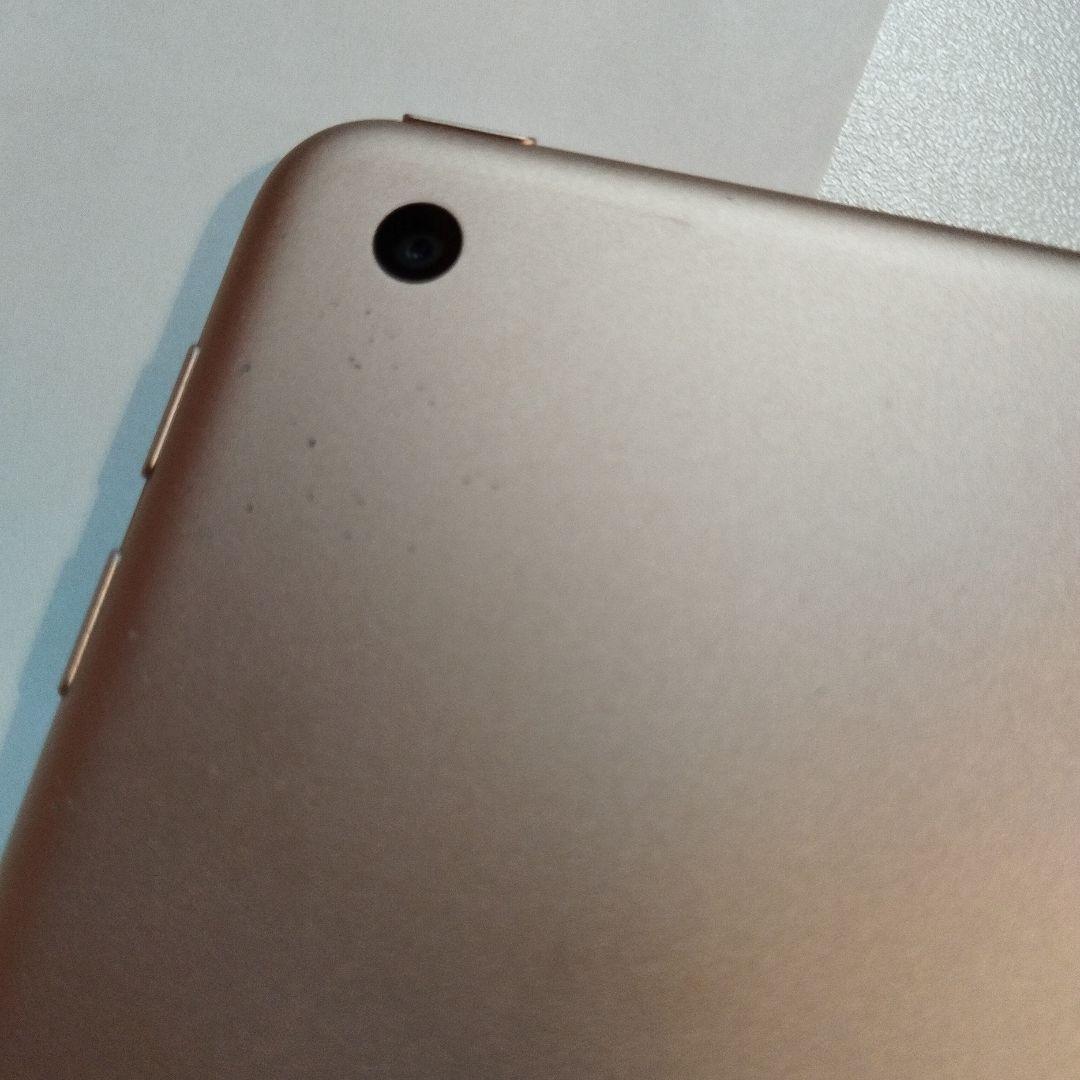Apple iPad (第6世代) 9.7インチ　iPad6 Wi-Fiモデル