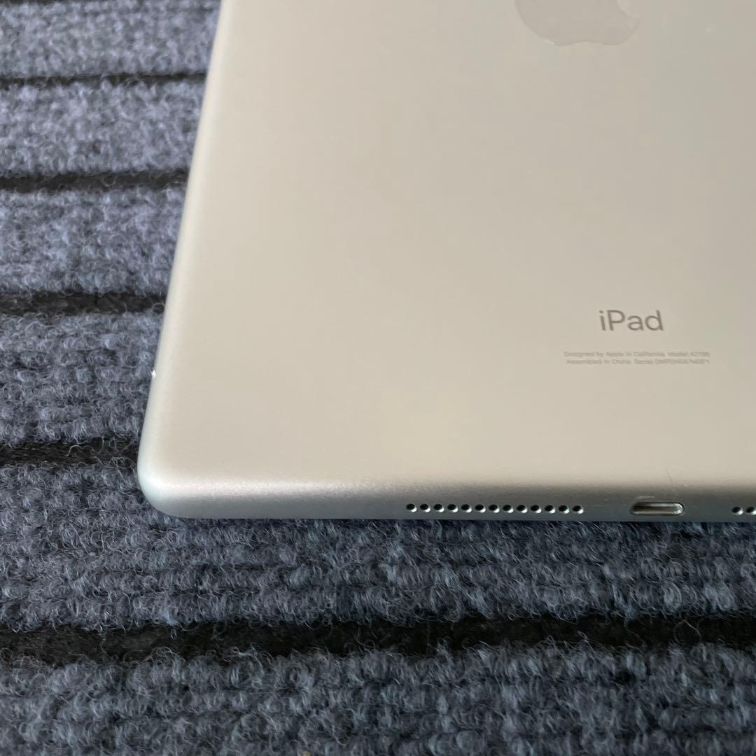 6 iPad 7世代 128GB SIMフリー シルバー