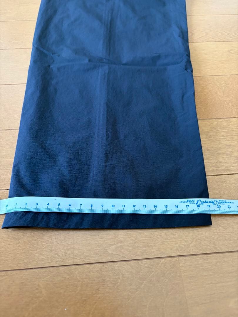 【値下げ】デサントオルテライン81ポケッタブルライトトレックパンツ　ブラック　L