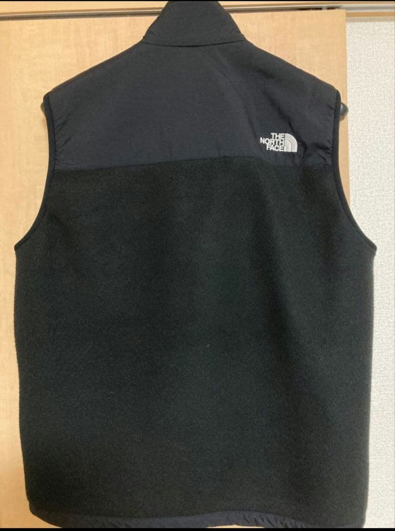 THE NORTH FACE デナリベスト 黒 M　NA72332