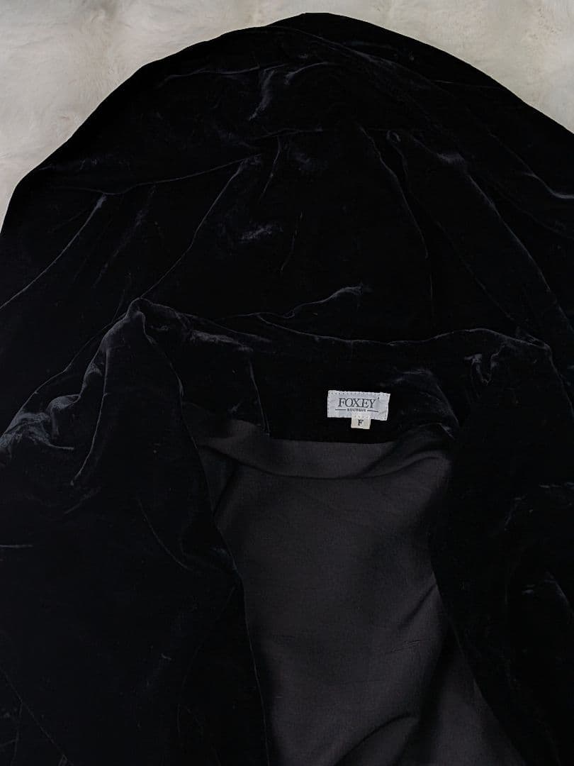 美品 FOXEY Boutique フォクシー ベルベット フードコート シルク