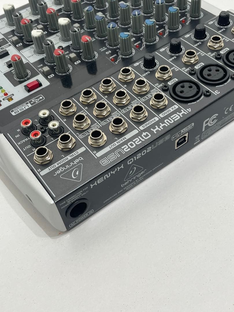 配信機器・PA機器・レコーディング機器 Behringer XENYX Q1202USB