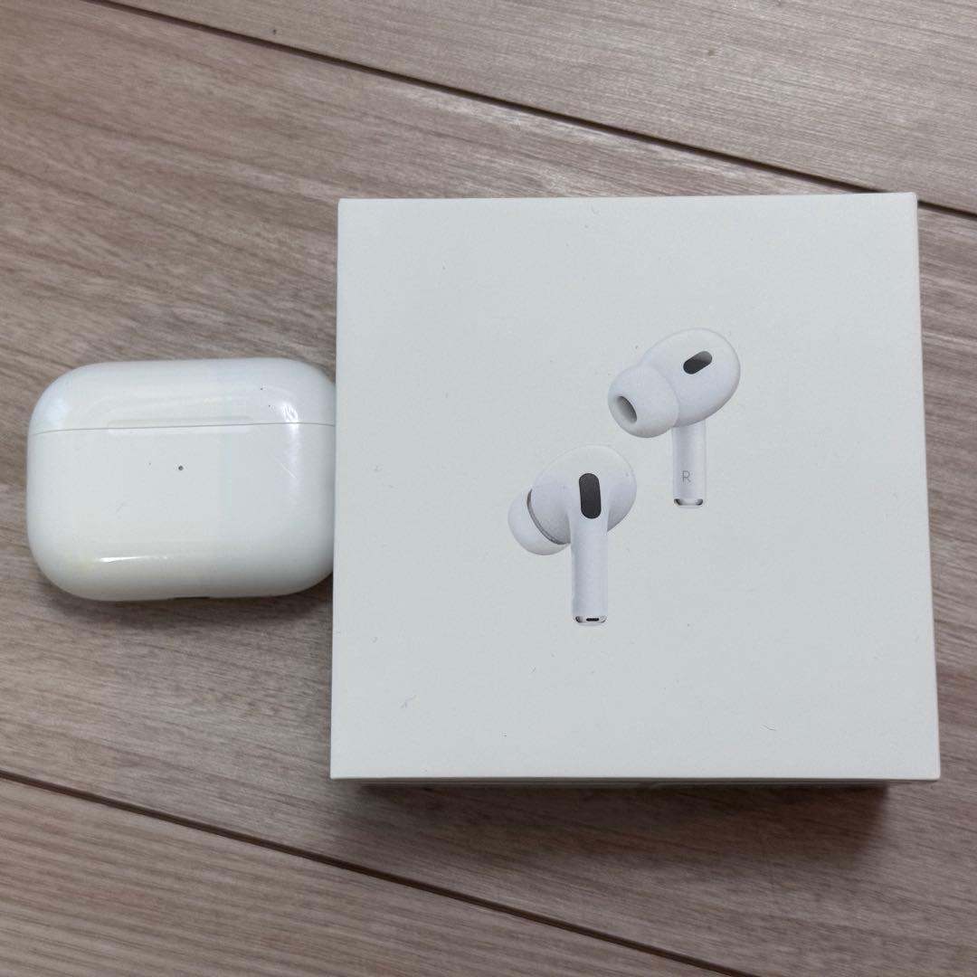 AirPodsPro (第2世代) 本体 Lightning充電型
