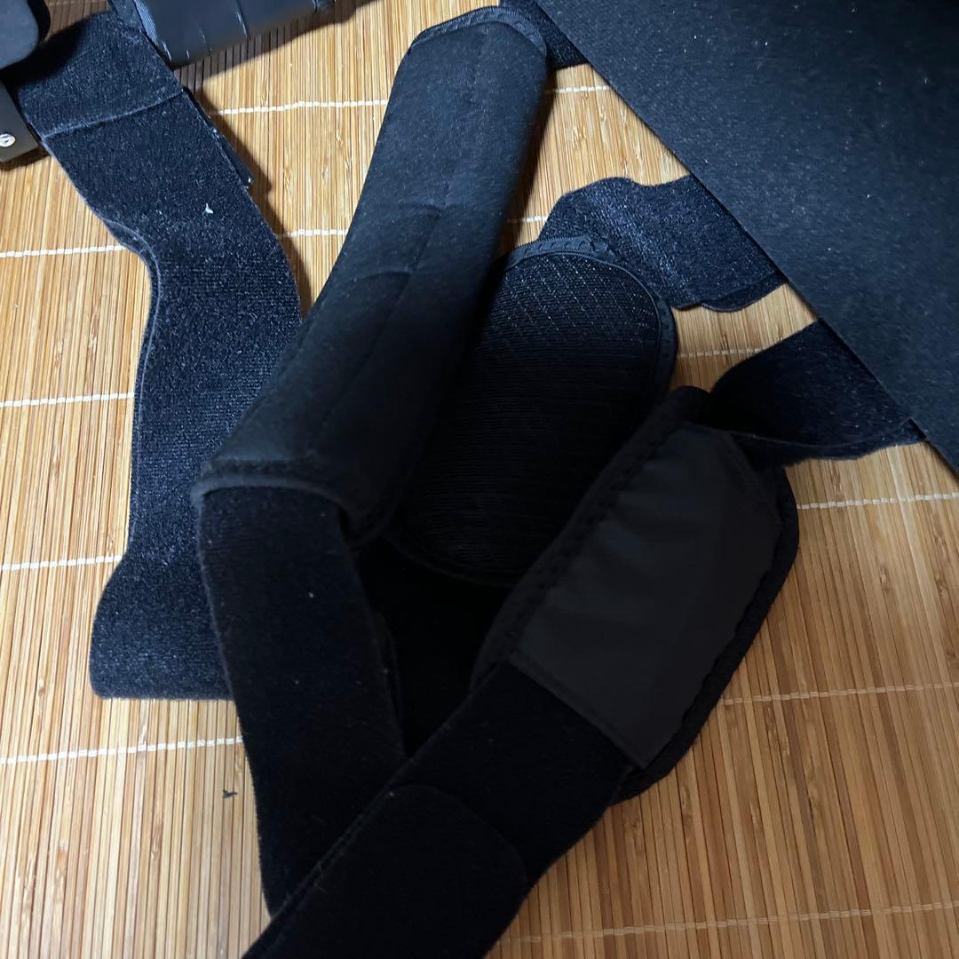 ハンズフリー松葉杖　歩行補助具