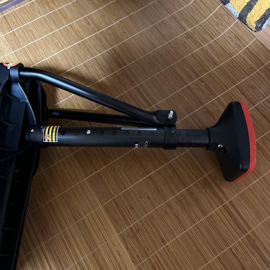 ハンズフリー松葉杖　歩行補助具