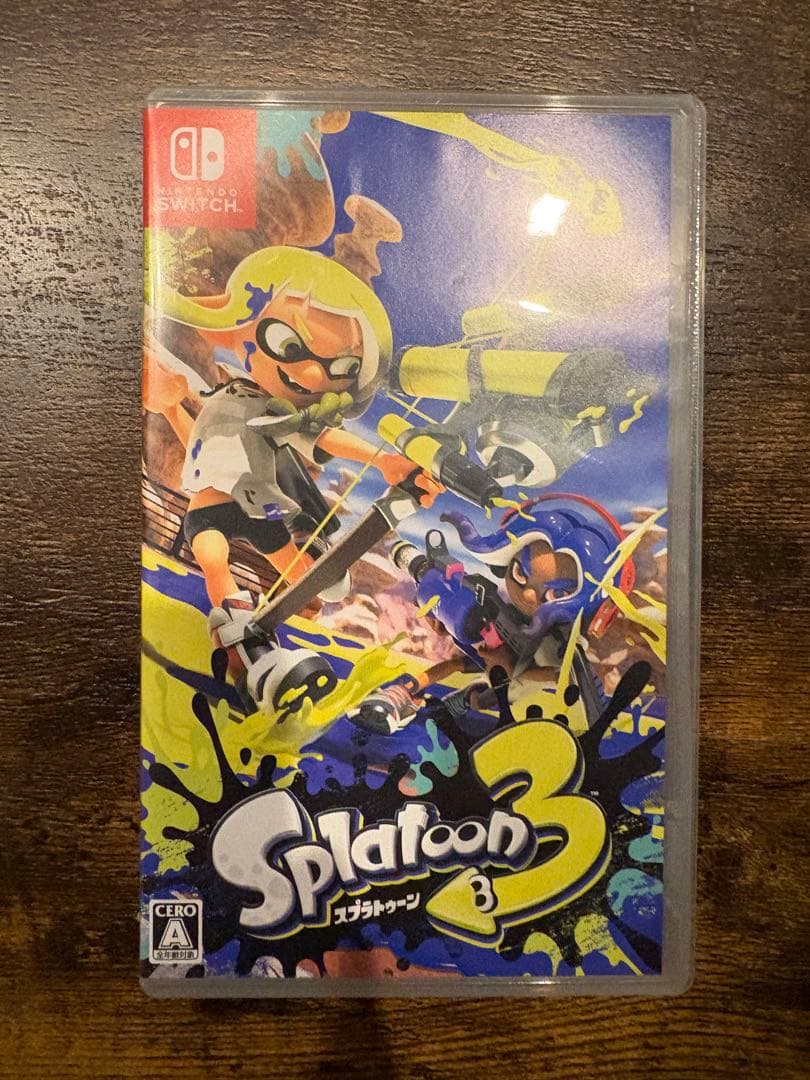 【美品】Nintendo Switch本体 ＋ スプラ3 ＋ HORIパッド