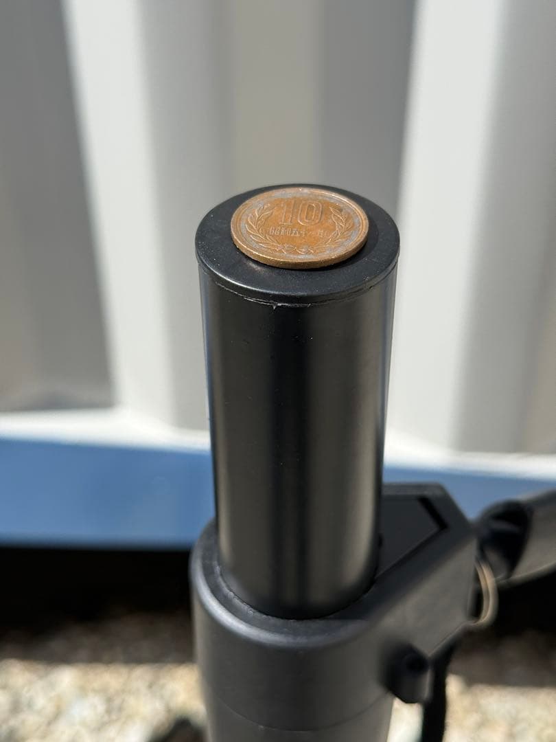 スピーカースタンド 高さ調整可能
