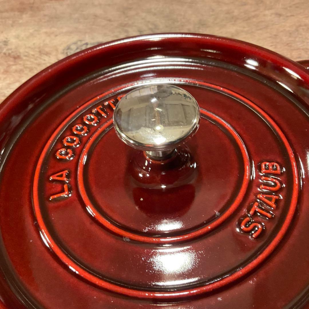 美品！ストウブ STAUB グレナディンレッド ピコ・ココット ラウンド 22