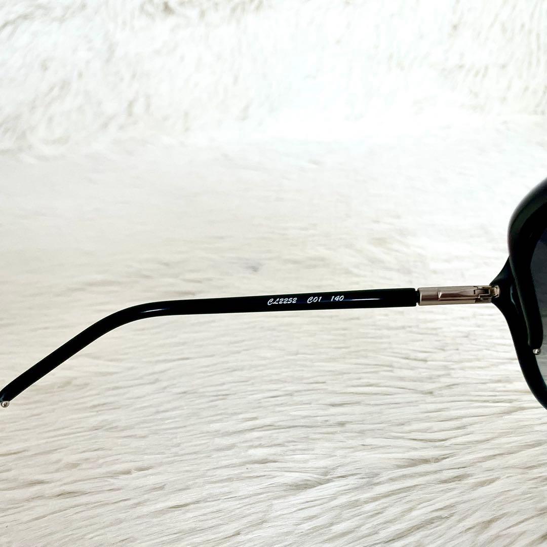 極美品　Chloe　クロエ　サングラス　CL2252　ブラックレンズ・フレーム
