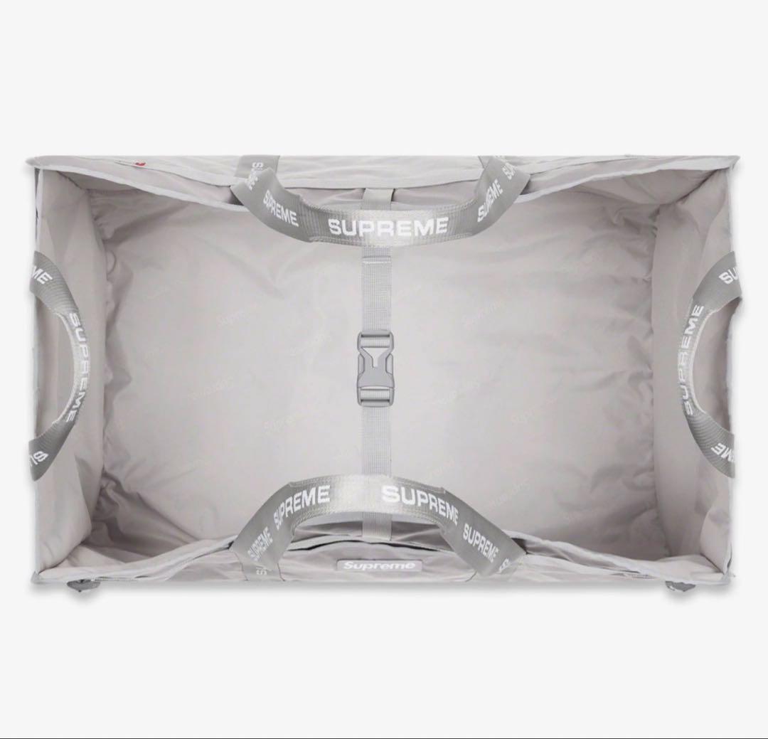 旅行かばん・小分けバッグ Supreme Large Haul Tote silver