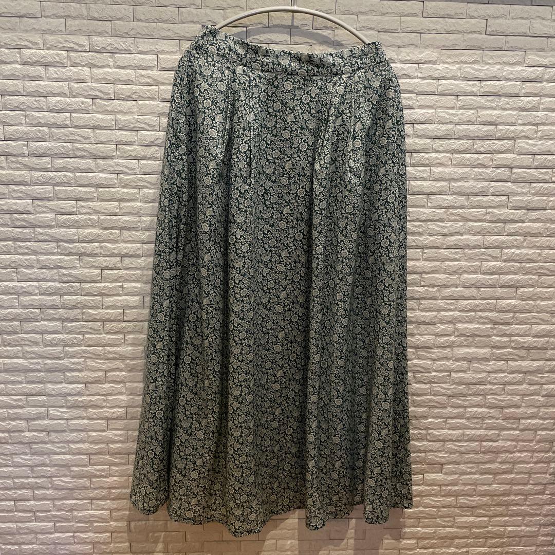 【未使用品】 北欧暮らしの道具店　リバティプリントのロングスカート　緑　F　花柄