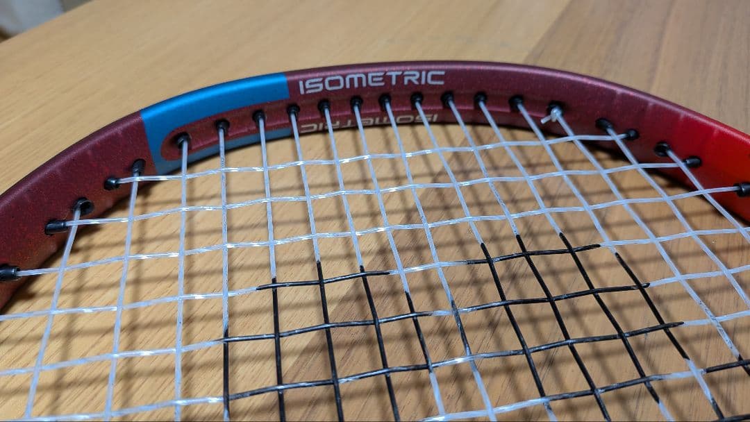 ヨネックス(YONEX)テニスラケット　Vコア100(2021年)