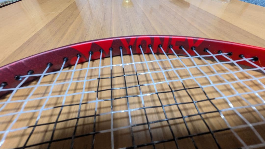 ヨネックス(YONEX)テニスラケット　Vコア100(2021年)