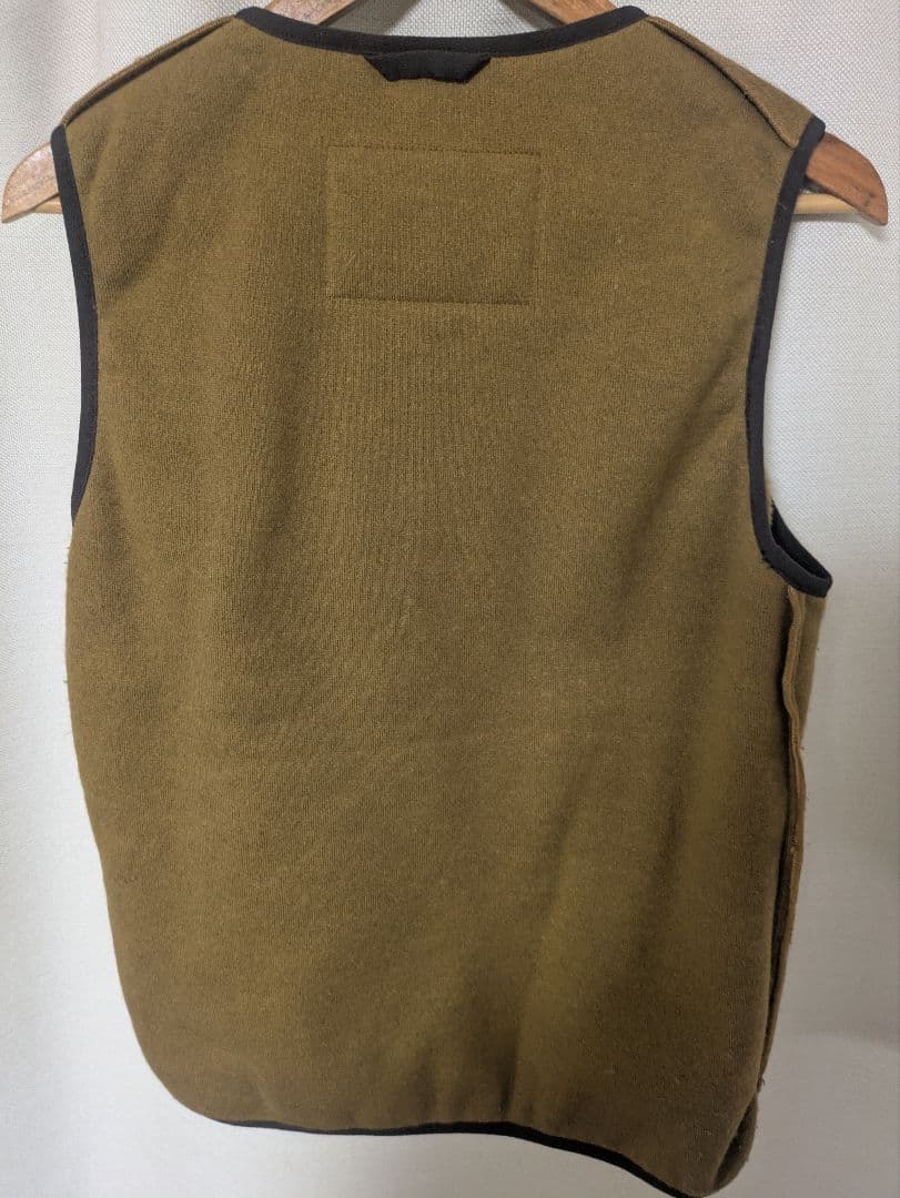 【S】Barbour SLR LINER ベスト 32 ブラウン