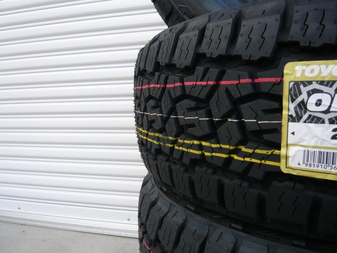送料込☆TOYOオープンカントリーA/TⅢ☆215/60R17LT☆ハイエース
