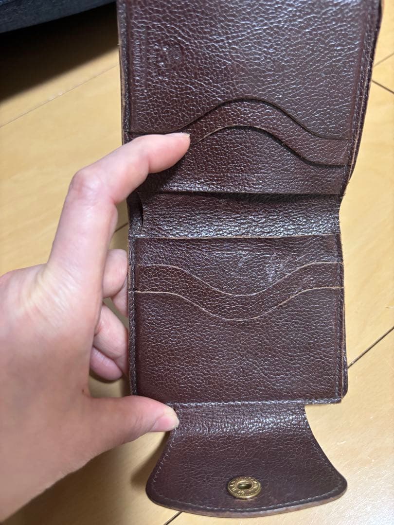イルビゾンテ　二つ折り財布　がま口