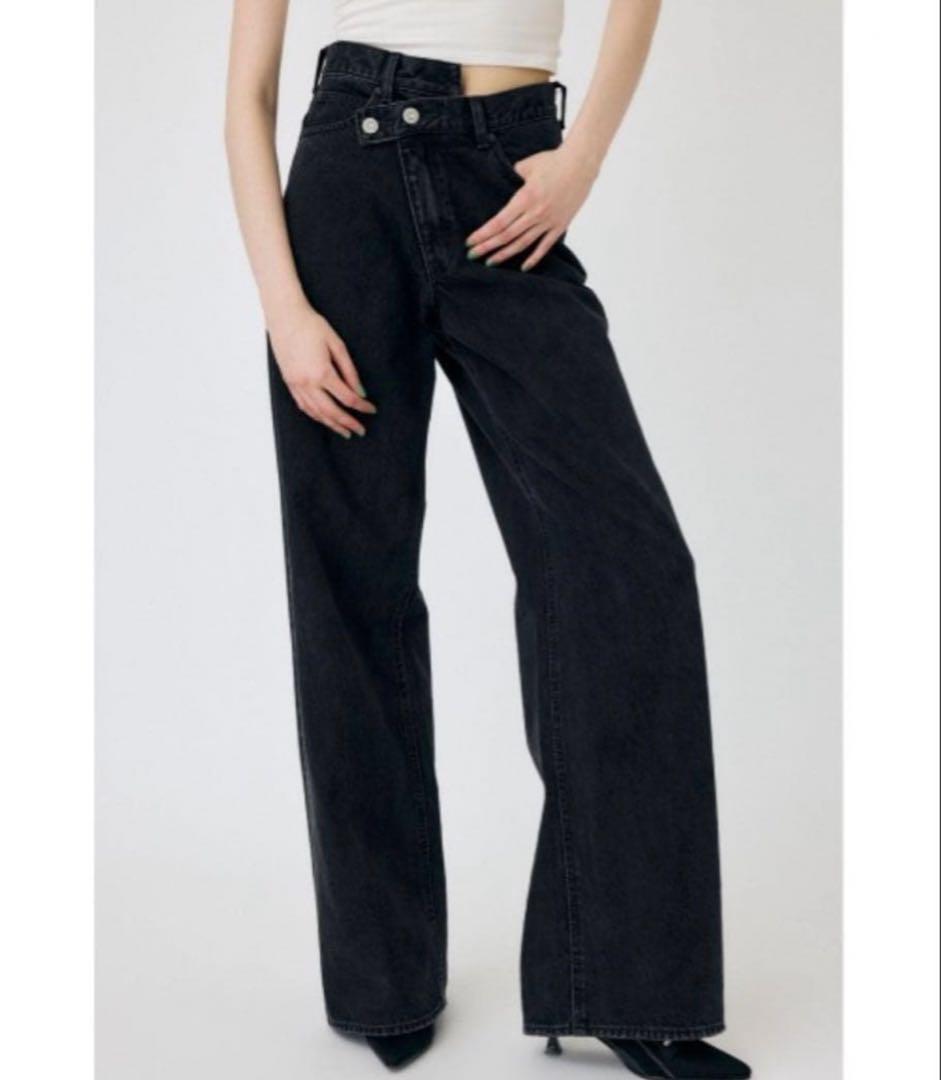 m*i様 美品　moussy CROSS WAIST WIDE STRAIGHT