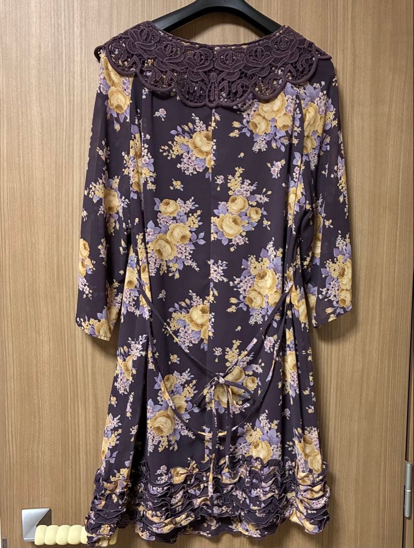 ローズティアラ 花柄レースワンピース 42