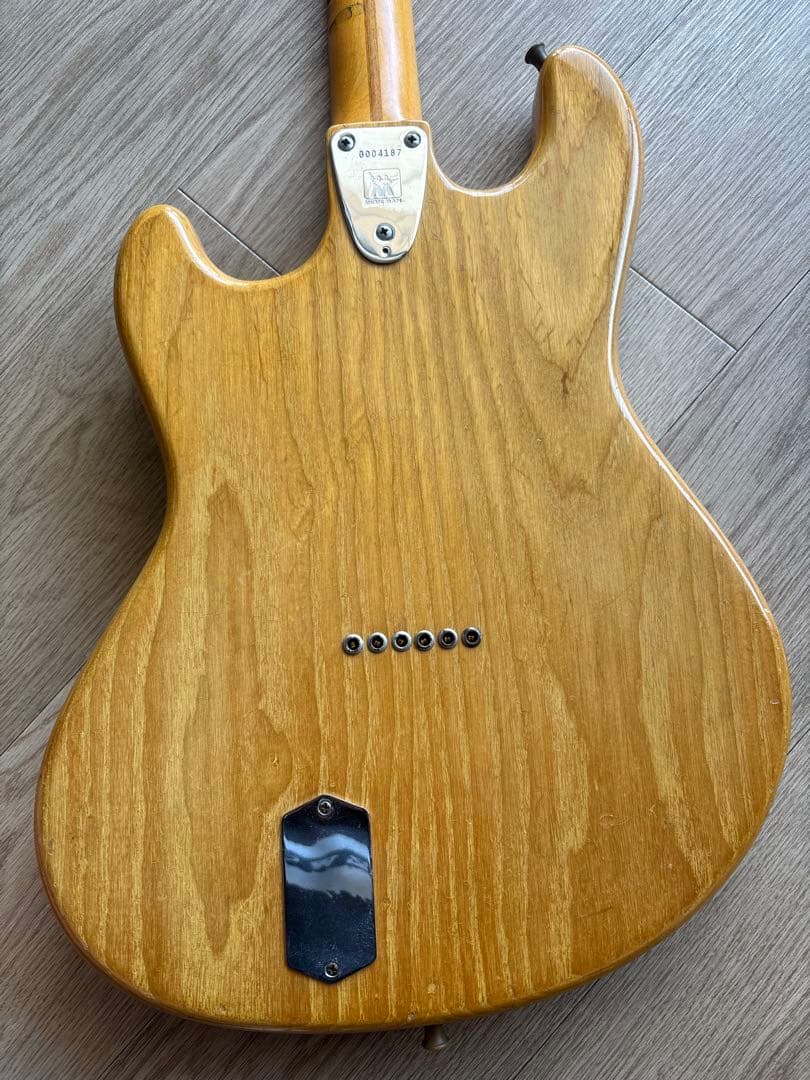 musicman stingrayⅡ 1977年製　ハードケース付