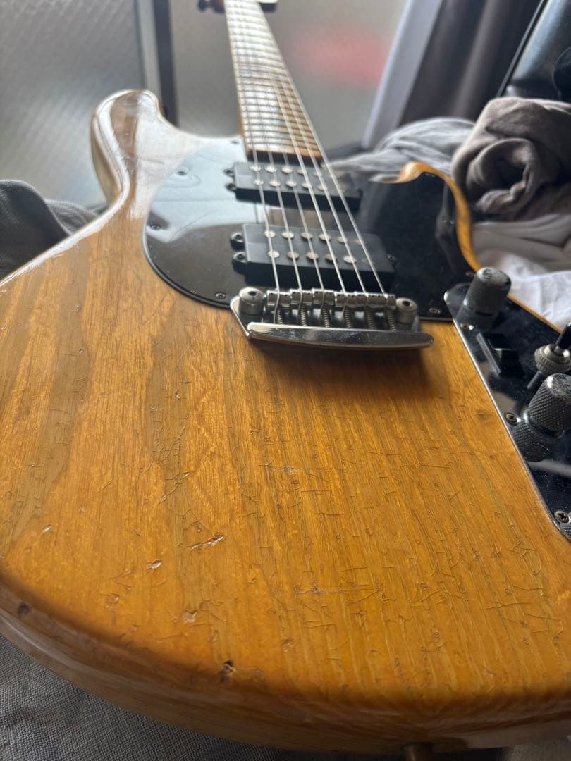 musicman stingrayⅡ 1977年製　ハードケース付