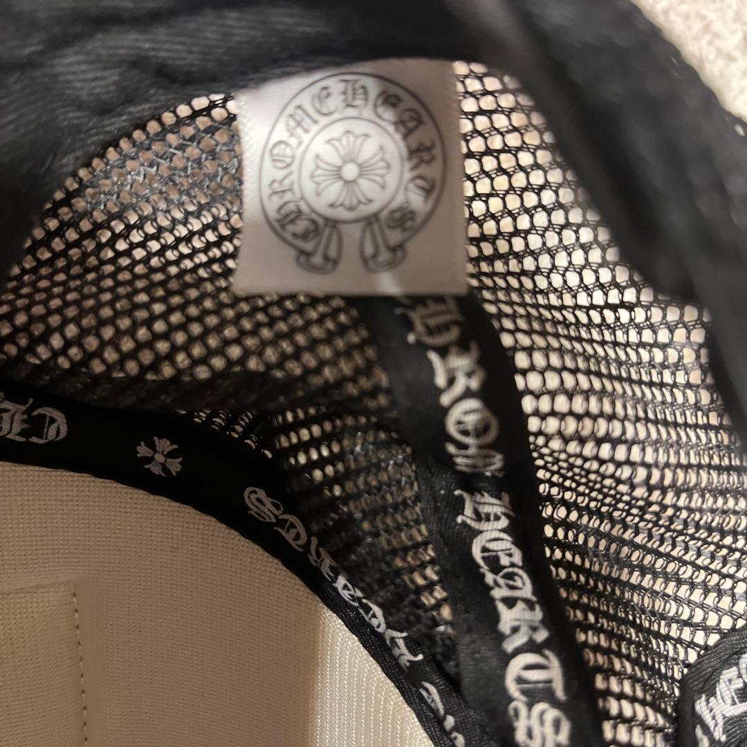 CHROME HEARTS クロムハーツブラックトラッカーキャップ