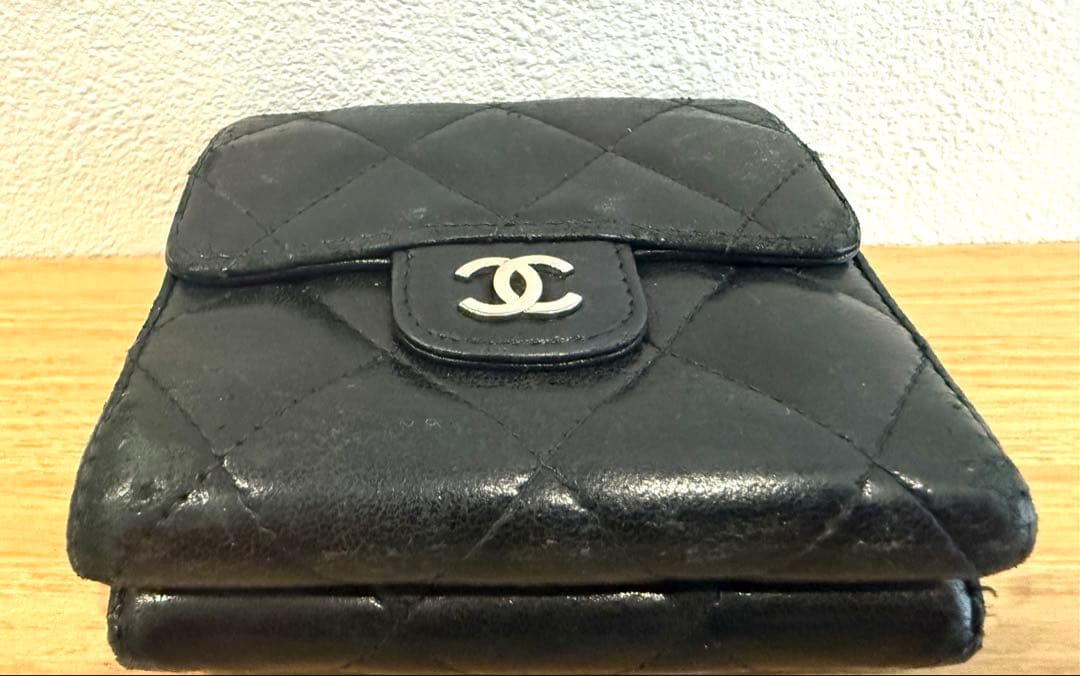 F*e様 CHANEL ブラック キルティング折り財布
