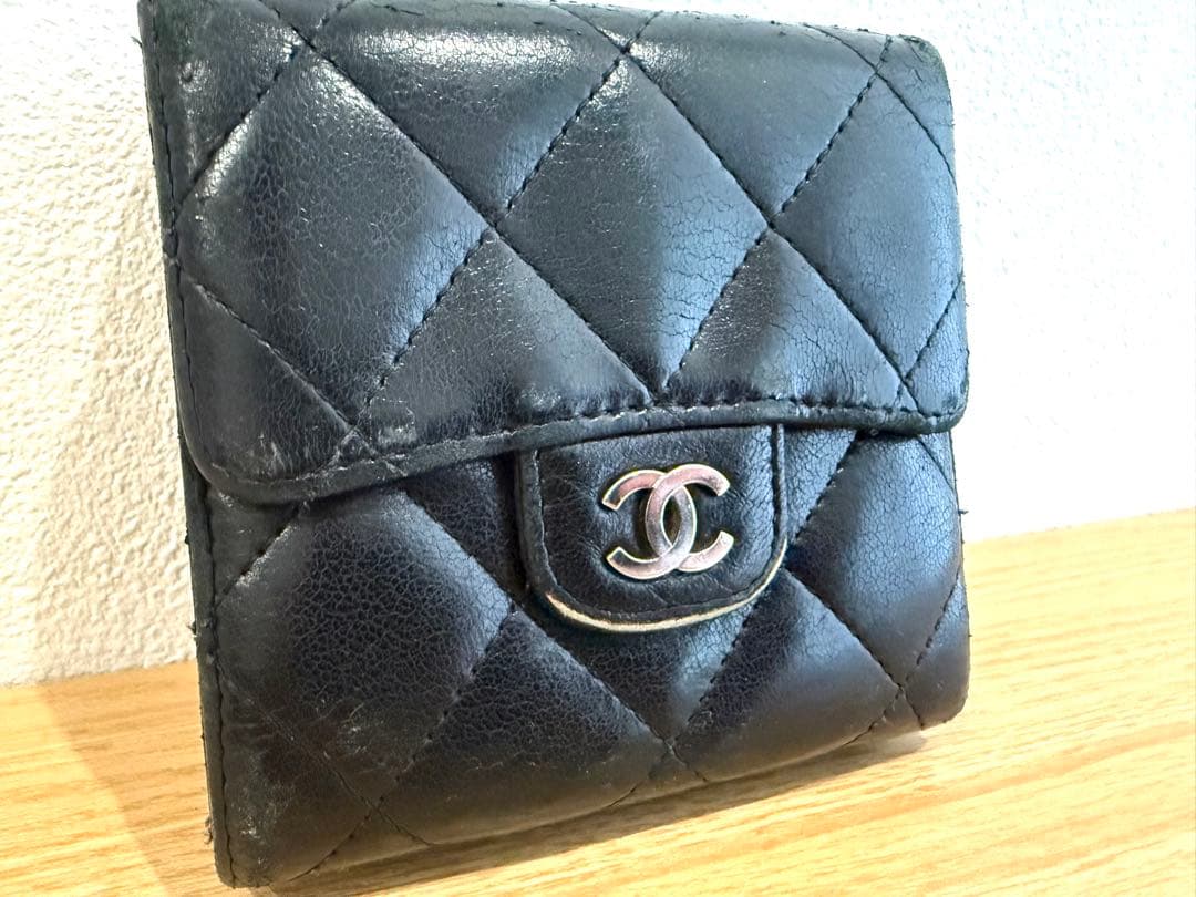 F*e様 CHANEL ブラック キルティング折り財布