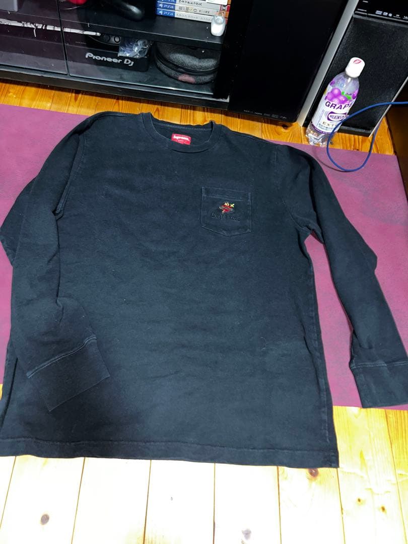 supreme 長袖Tシャツ ポケット付き 心臓