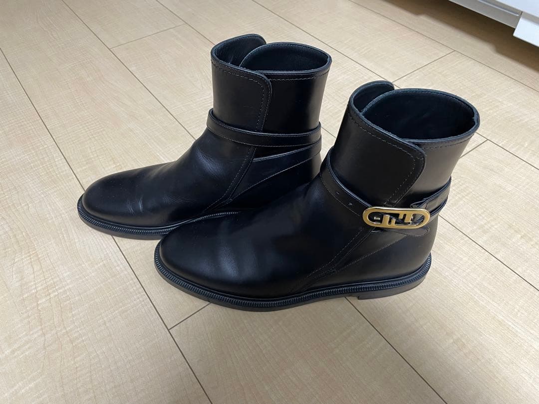 FENDI アンクルブーツ ブラック