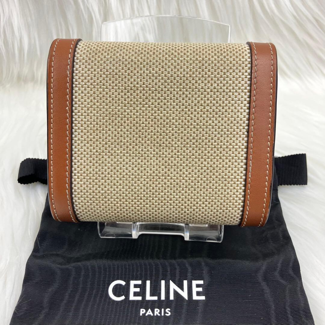 CELINE セリーヌ　スモールウォレット　トリオンフ　三つ折り財布