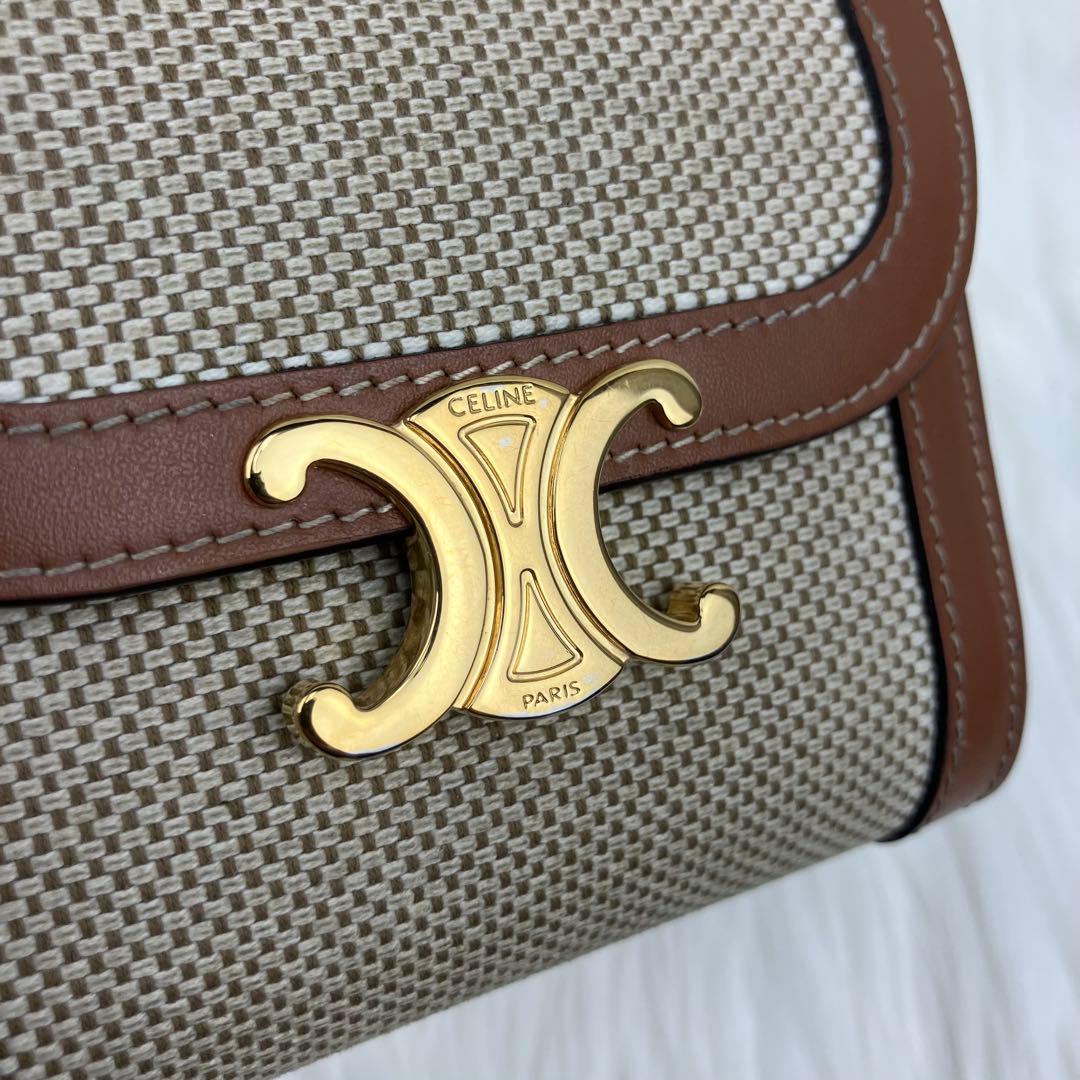 CELINE セリーヌ　スモールウォレット　トリオンフ　三つ折り財布