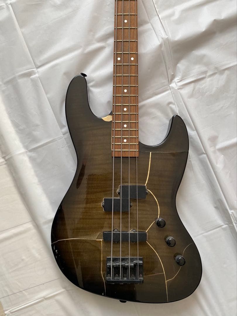charvel エレキベース ブラック 4弦