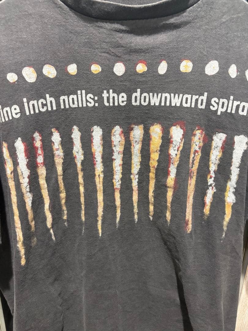 トップス Nine Inch Nails: The Downward Spiral