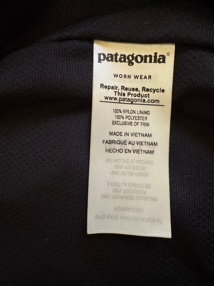 patagonia イスマスデックジャケット Sサイズ 黒