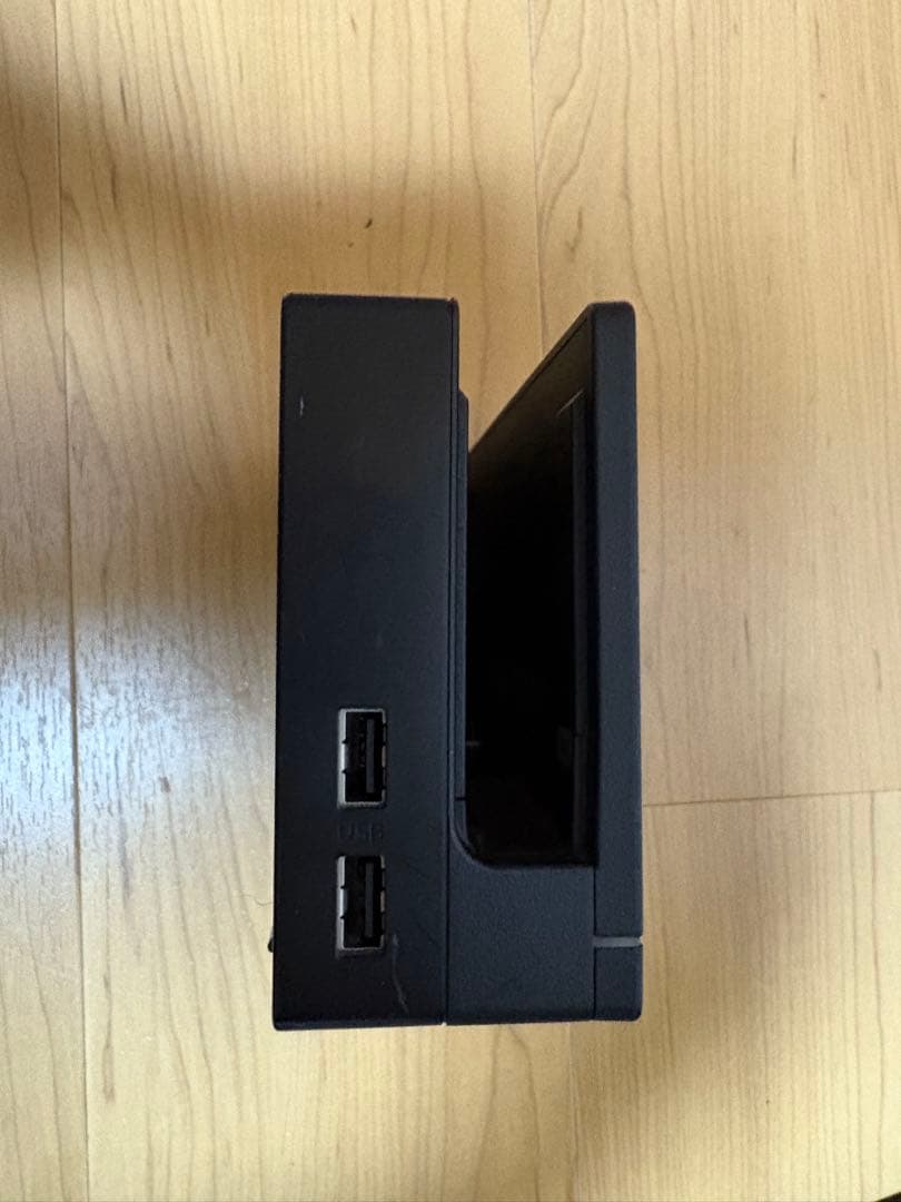 Nintendo Switch 本体 リモコンL赤R青　付属品あり（箱無し）