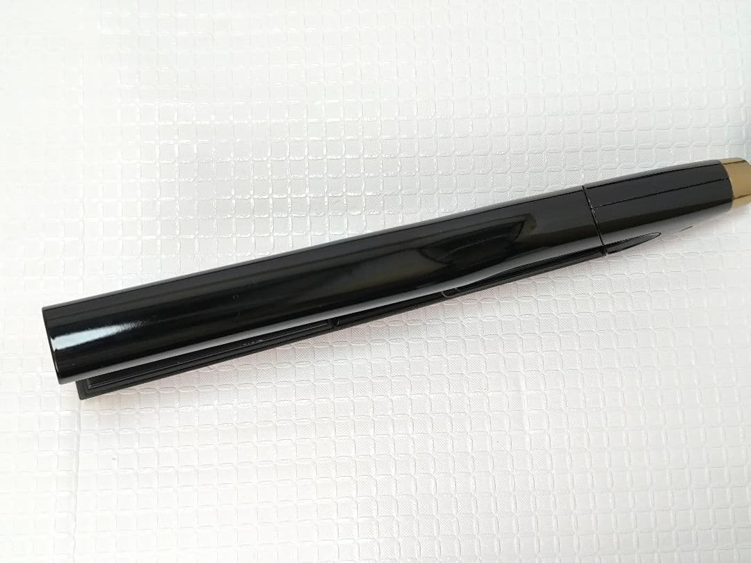 ヘアビューロン 4D plus ストレート　正規品　リュミエリーナ　50